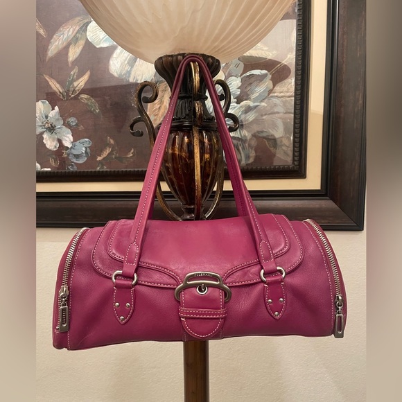 Cole Haan please check all picture of condition - Picture 2 of 16